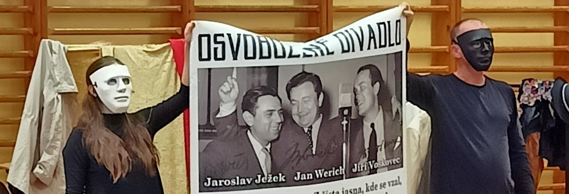 Studenti OA Trutnov si již připomněli vznik samostatného Československa