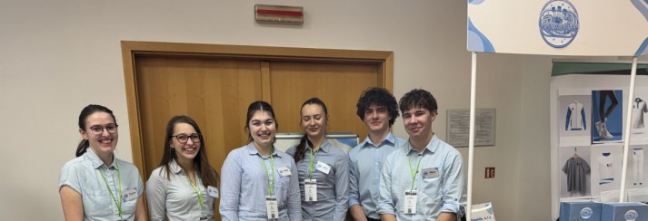 Veletrh fiktivních firem v Hradci Králové